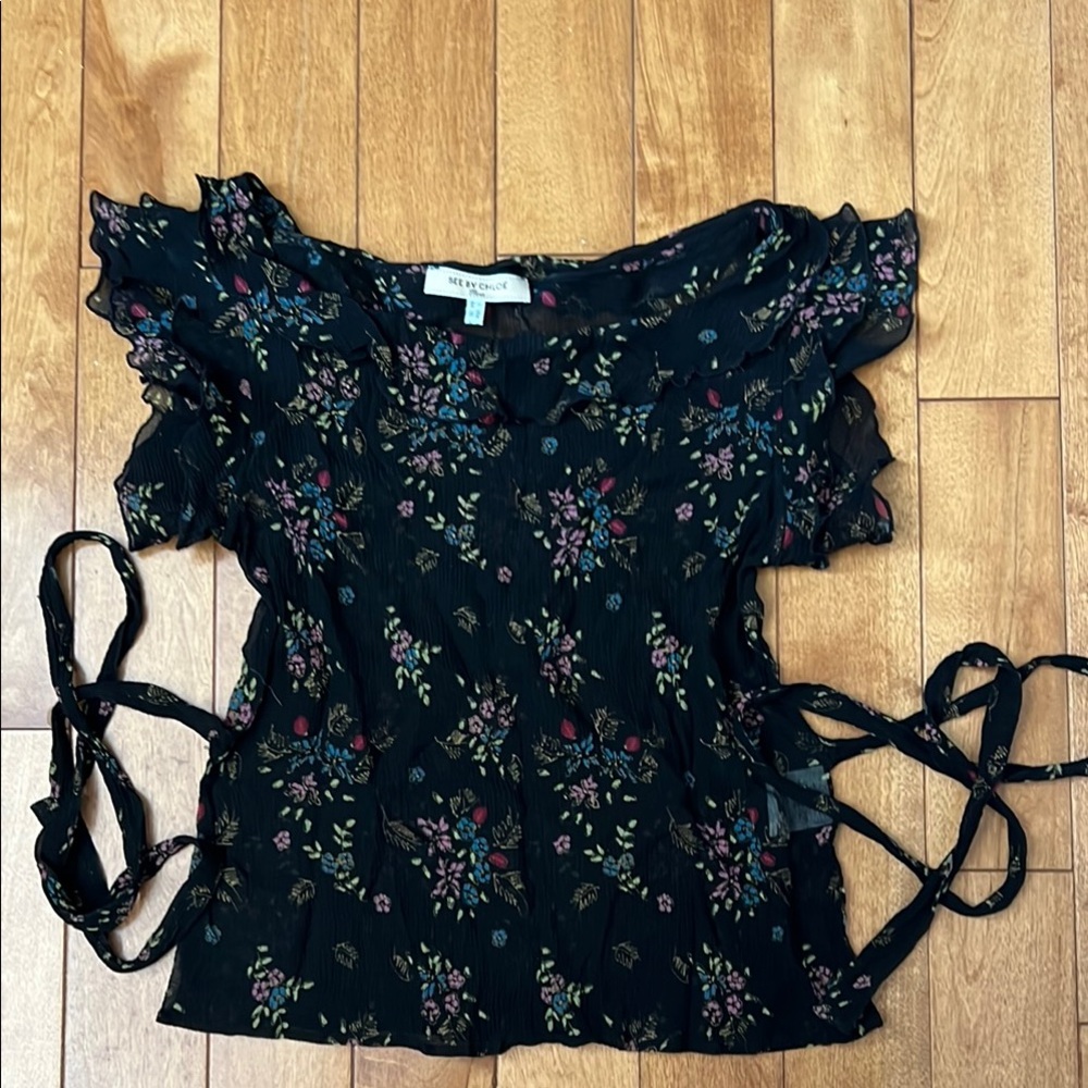 🏷️SOLD🏷️Chloe Black Flutter Sleeve Blouse with Ruffled Tie Front pure Silk